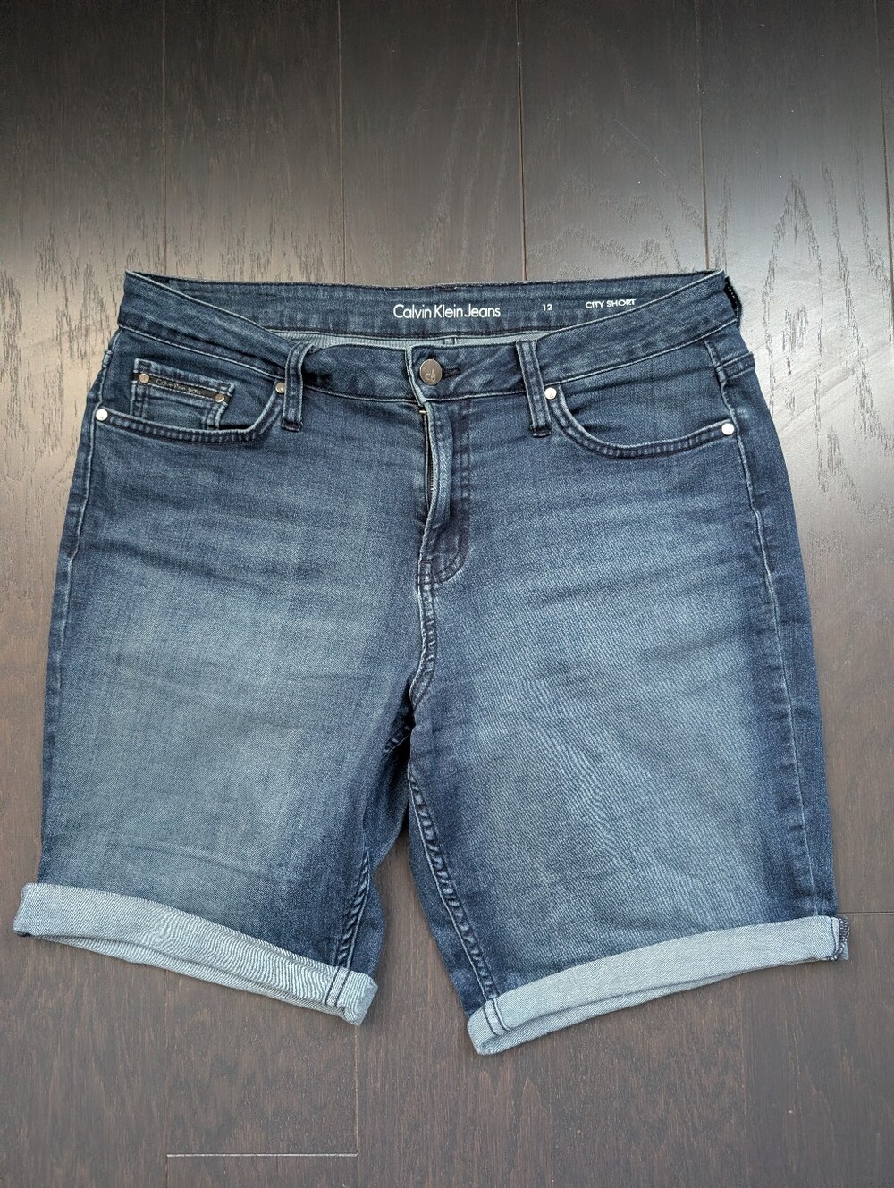 Calvin Klein Jeans Women's Midnight Blue Rolled-Hem Denim Shorts Size 12